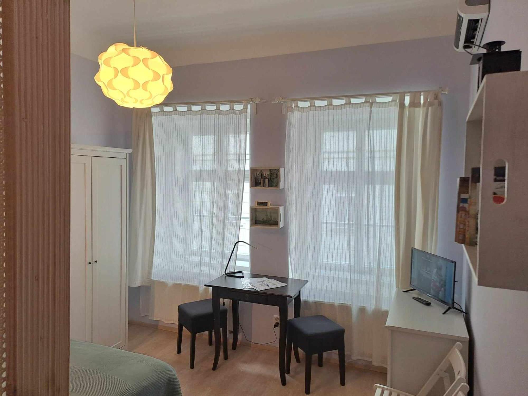 Romantic Apartment In The Historic Center Прага Екстериор снимка